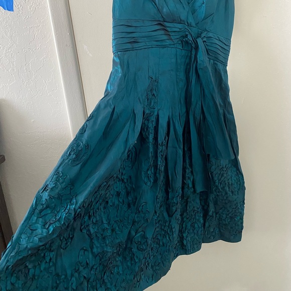 Teal Cocktail dress with floral accents - Picture 2 of 4